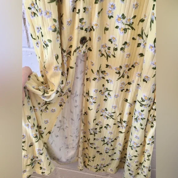 Maxi Long Floral Yellow Sundress  🌻🌞🌼 - Picture 11 of 16